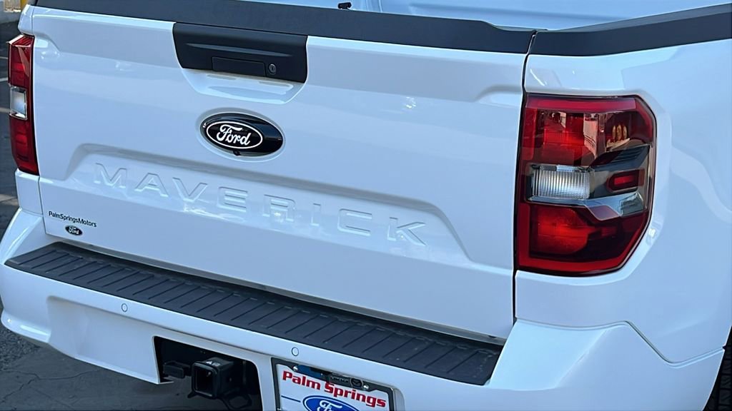 New 2025 Ford Maverick Lobo image 9
