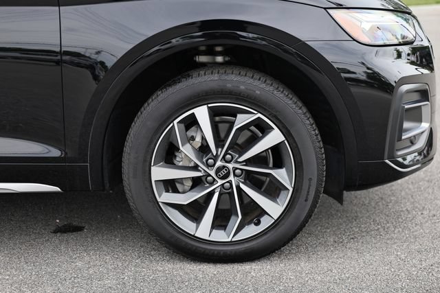 Used 2021 Audi Q5 2.0T Premium w/ Convenience Package AWD/4WD image 5