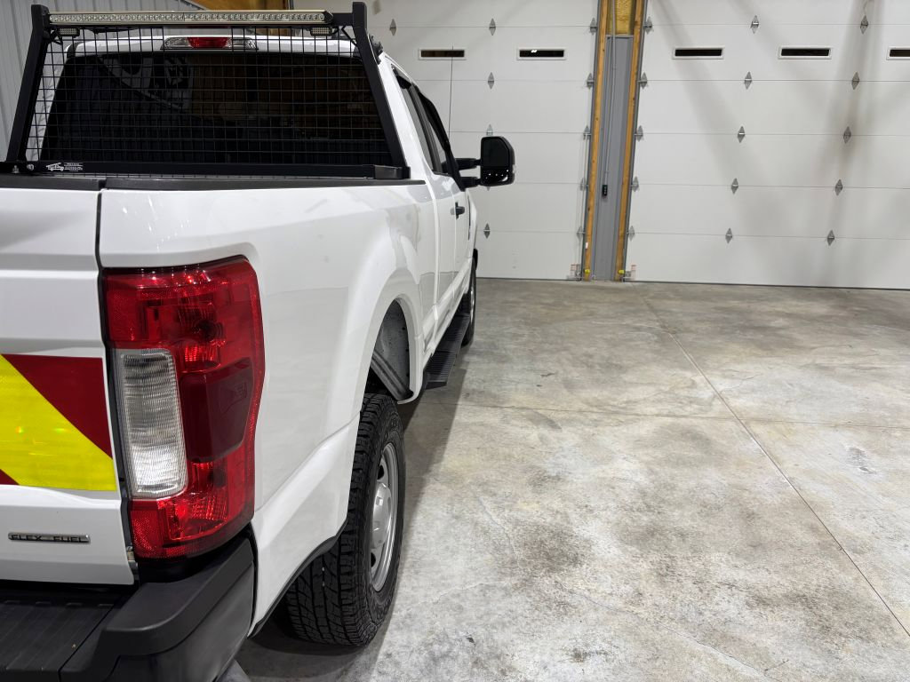Used 2019 Ford F250 XL w/ Power Equipment Group image 10