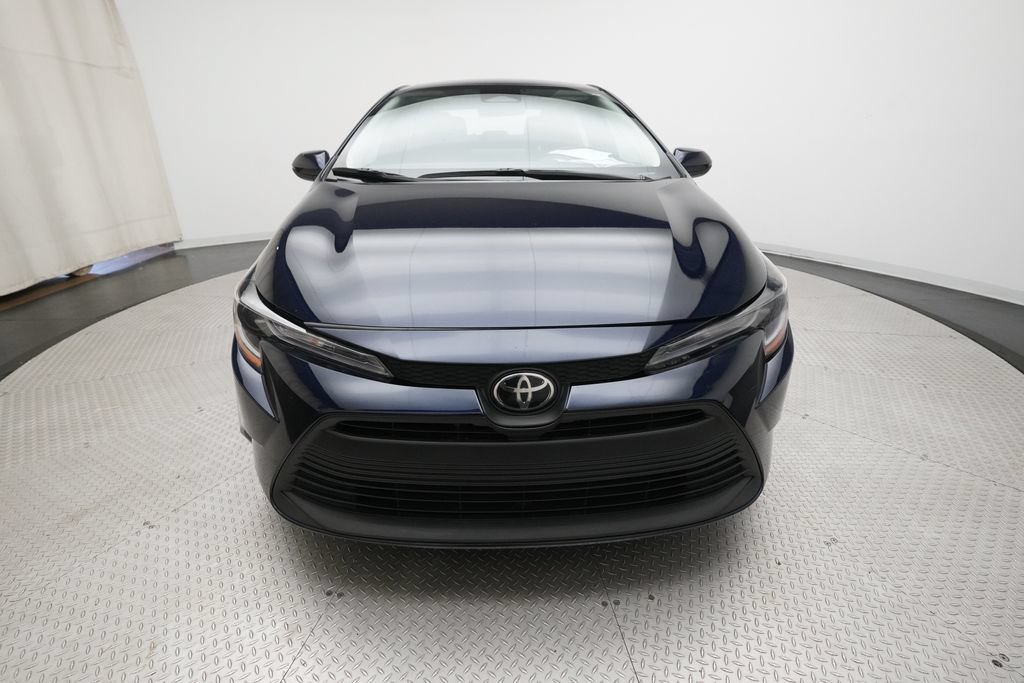 Used 2023 Toyota Corolla LE FWD image 11