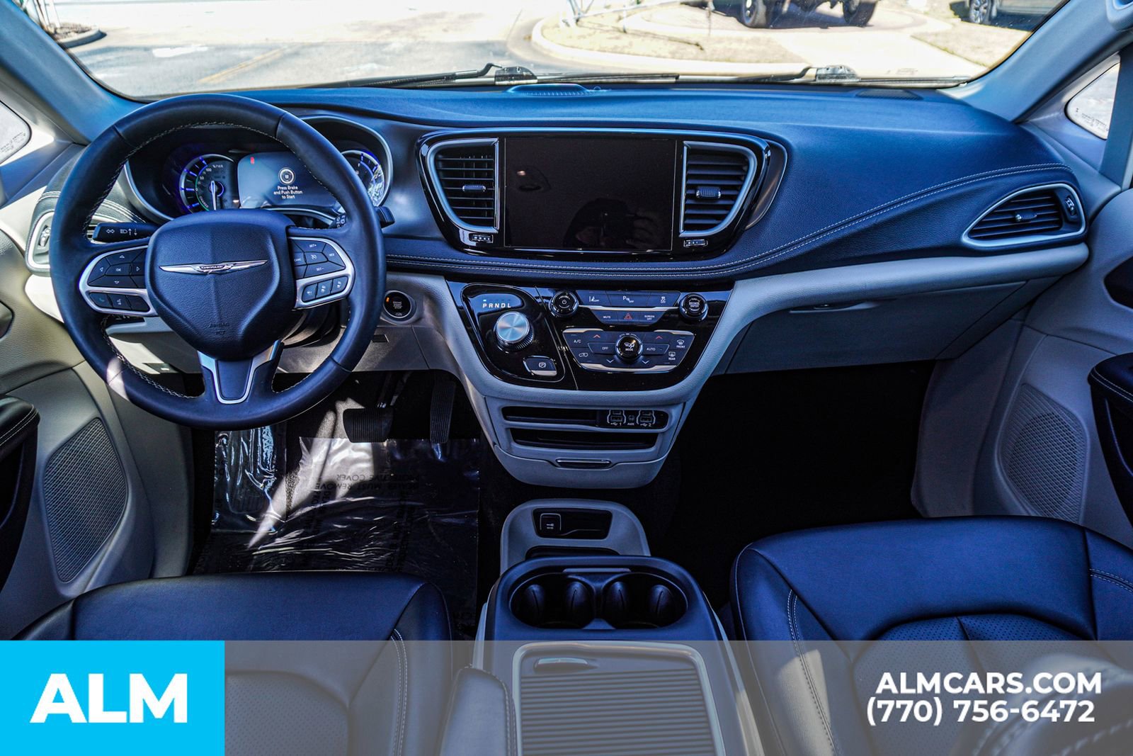 Used 2024 Chrysler Pacifica Select image 29