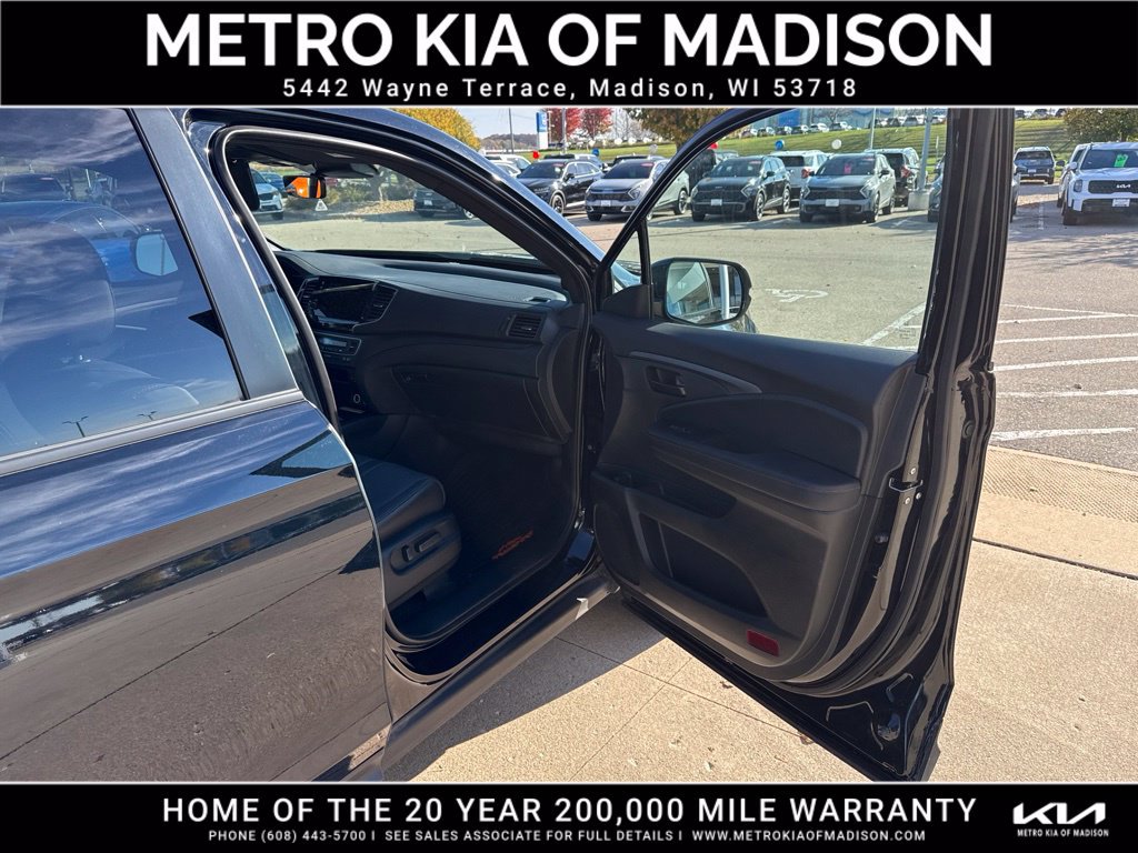 Used 2023 Honda Passport TrailSport image 51