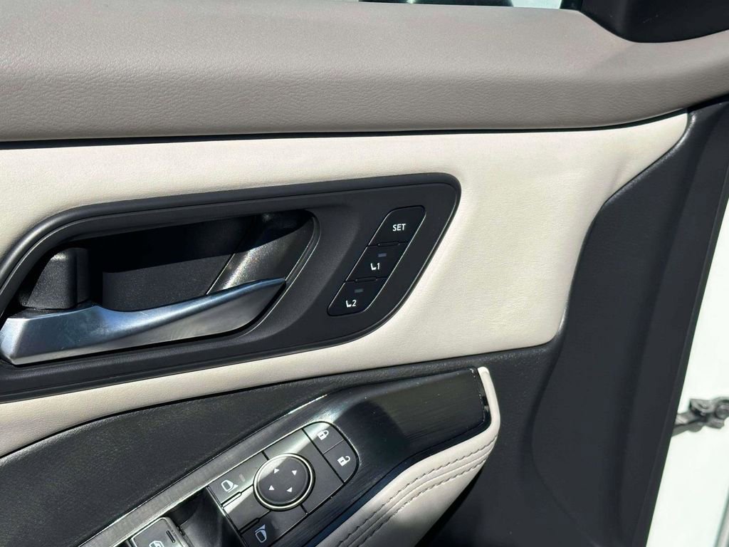 Used 2023 Nissan Rogue SL w/ SL Premium Package image 17