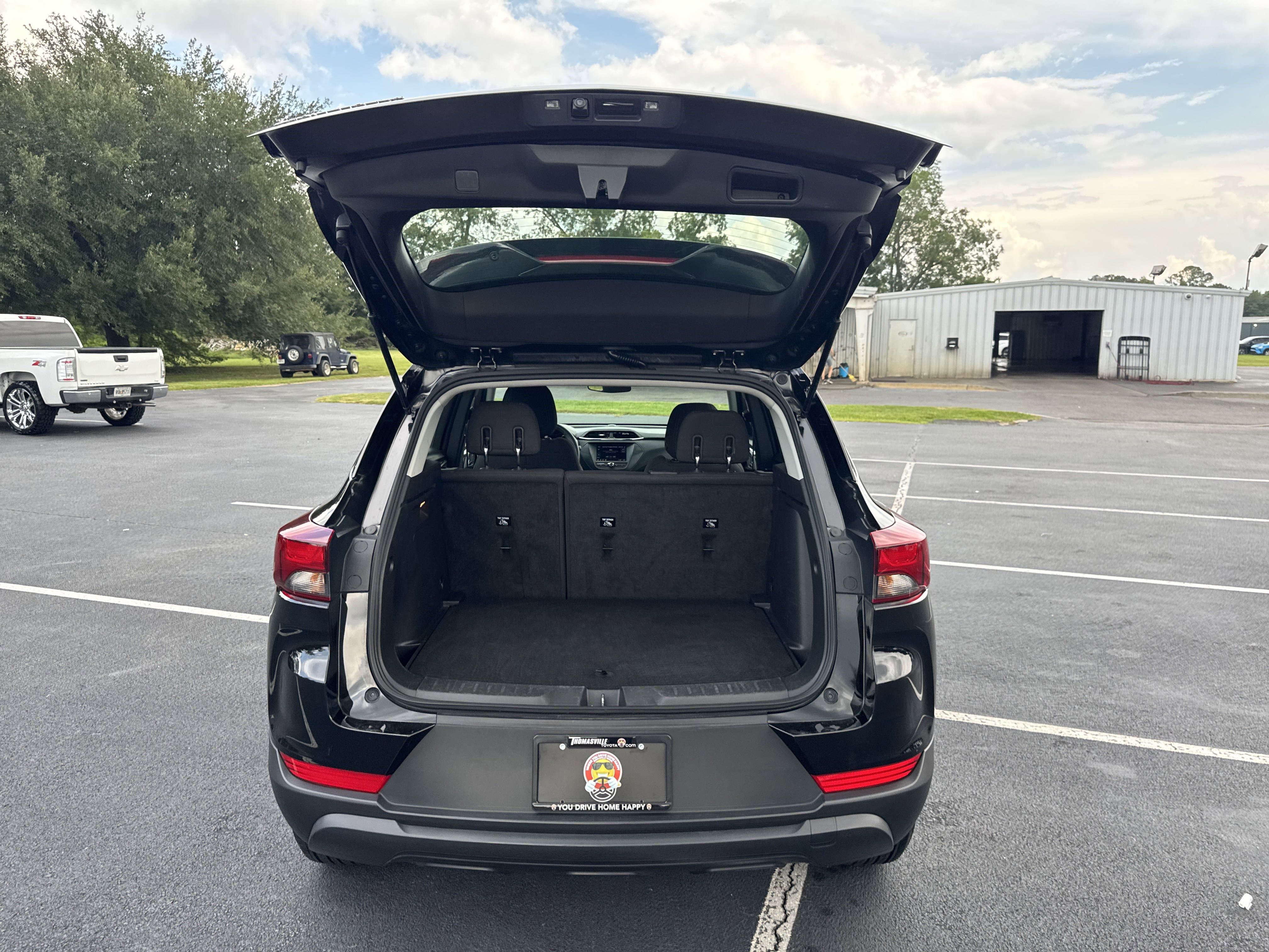 Used 2023 Chevrolet TrailBlazer LS image 36