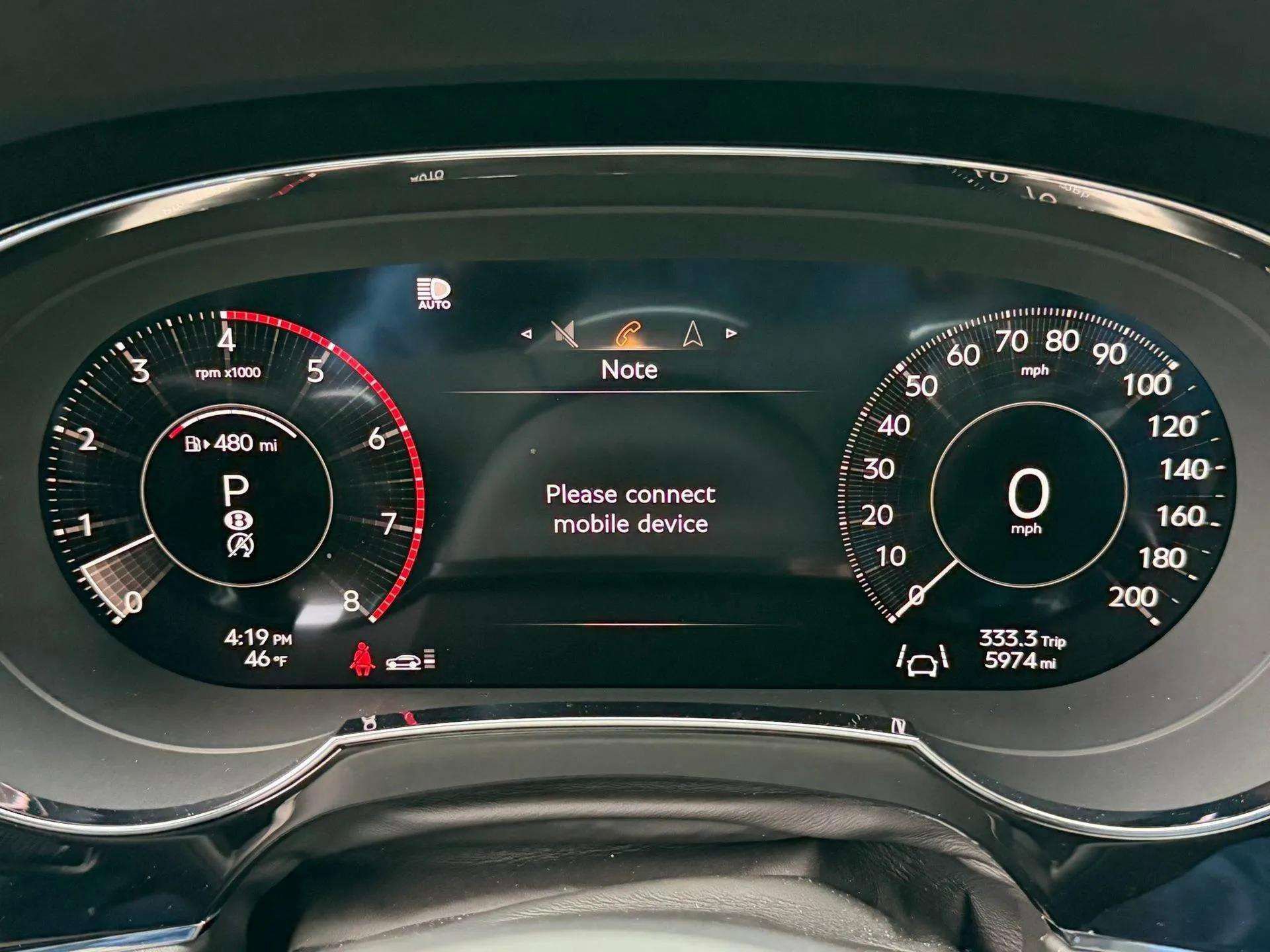 Used 2024 Bentley Bentayga Extended Wheelbase image 39