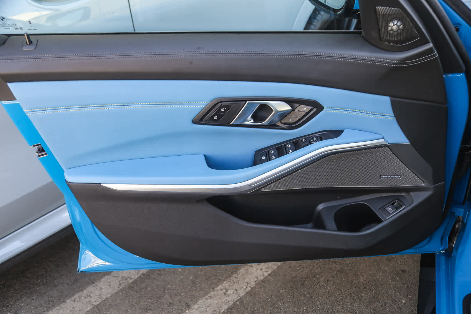 Used 2025 BMW M3 image 17