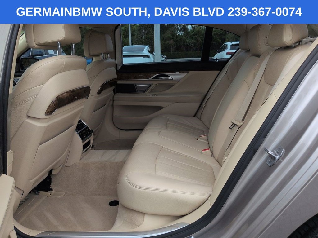 Used 2017 BMW 740i RWD image 15