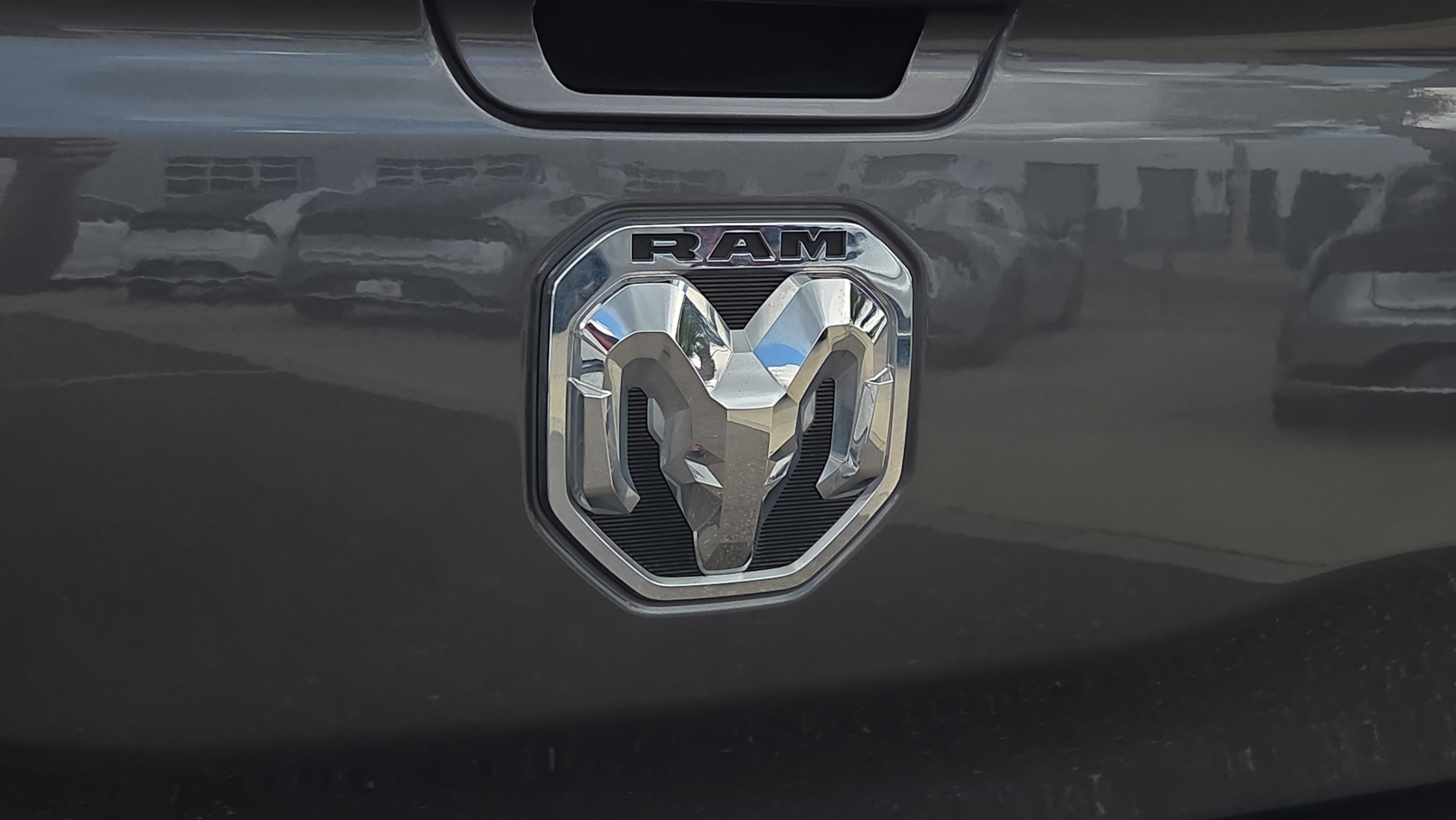 Used 2023 RAM 1500 Laramie AWD/4WD image 31