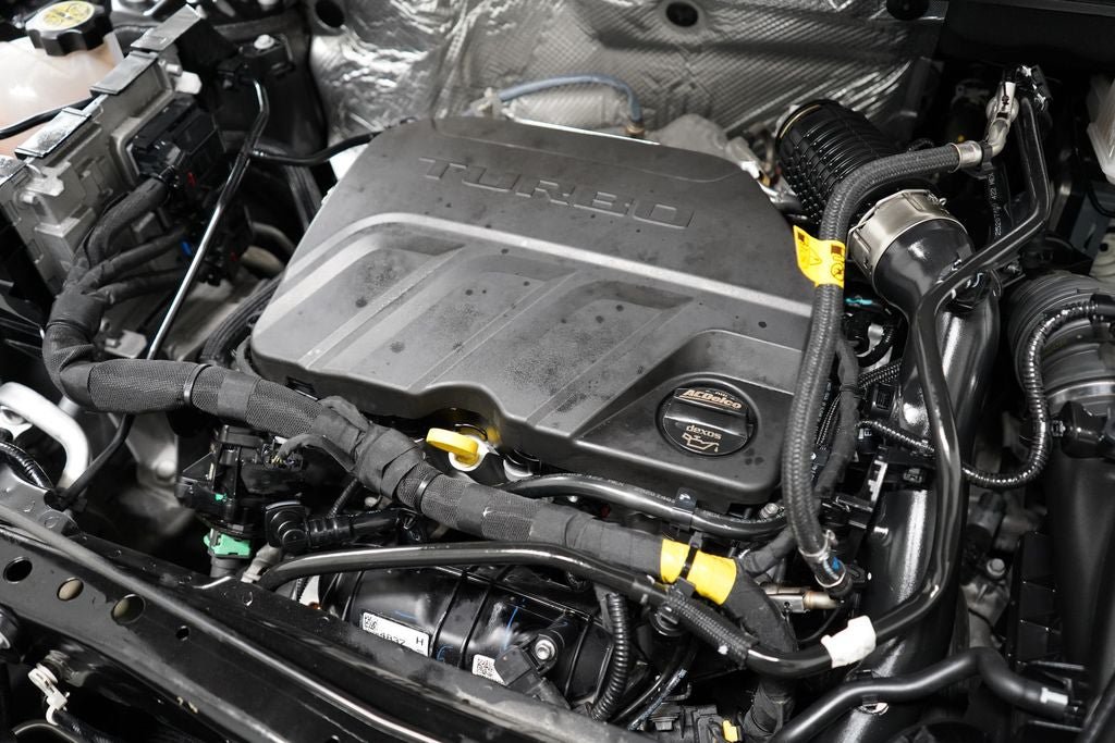 Used 2025 Chevrolet Trax LS FWD image 30