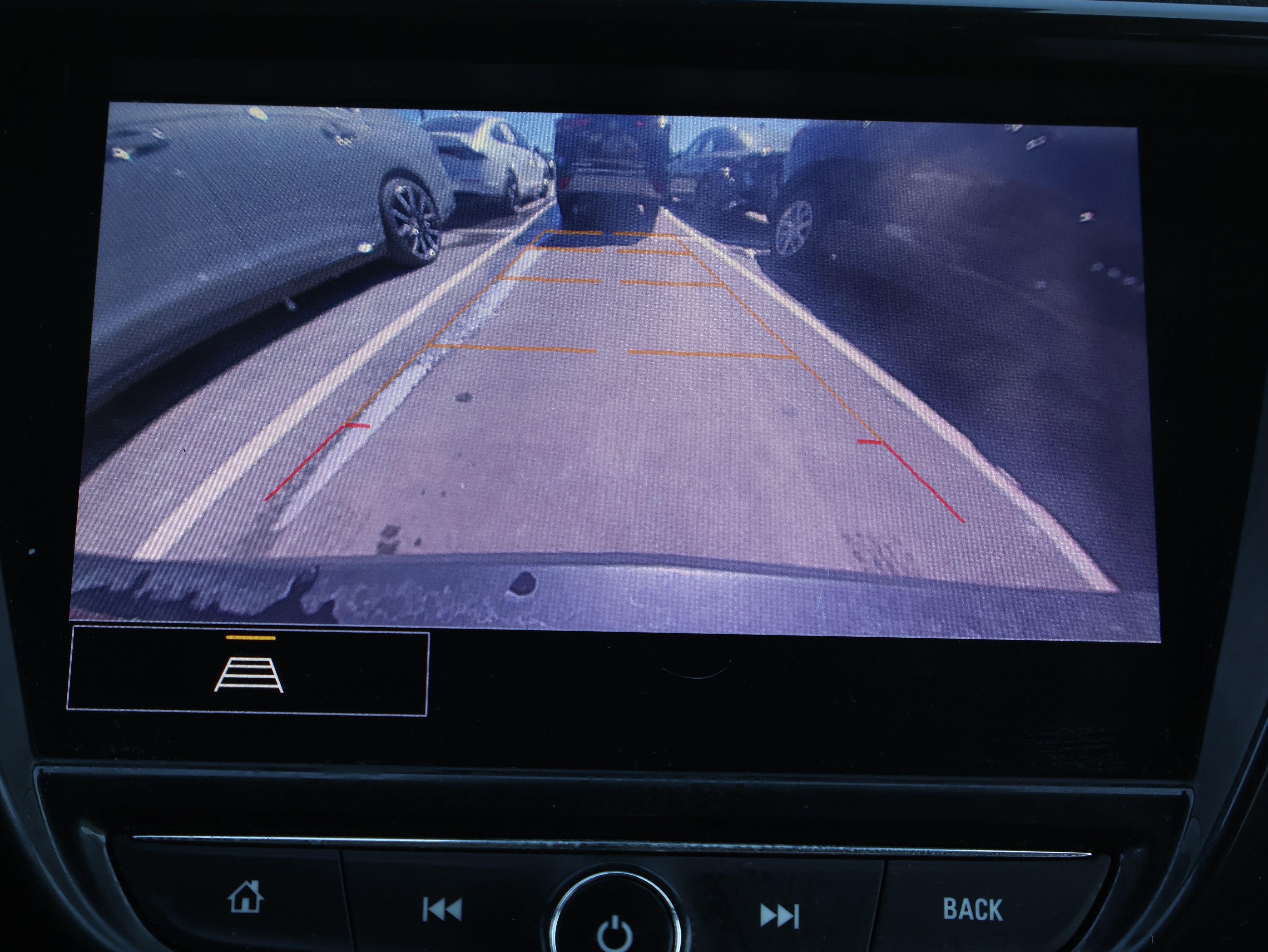 Used 2022 Chevrolet TrailBlazer RS w/ Sun and Liftgate Package image 25