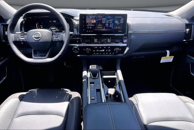 New 2026 Nissan Pathfinder SL FWD image 5
