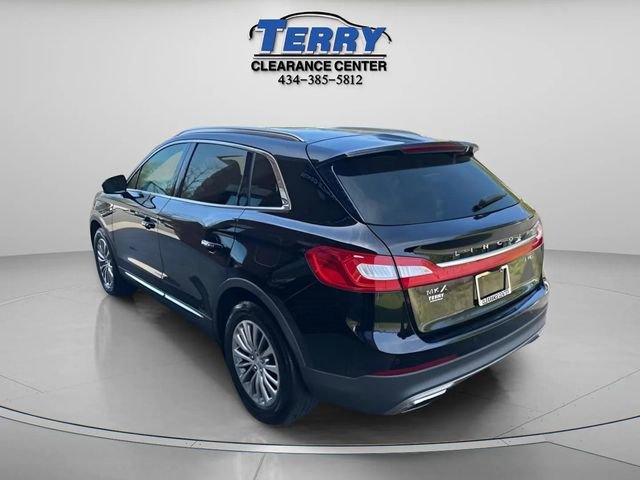 Used 2016 Lincoln MKX Select w/ Select Plus Package AWD/4WD image 4