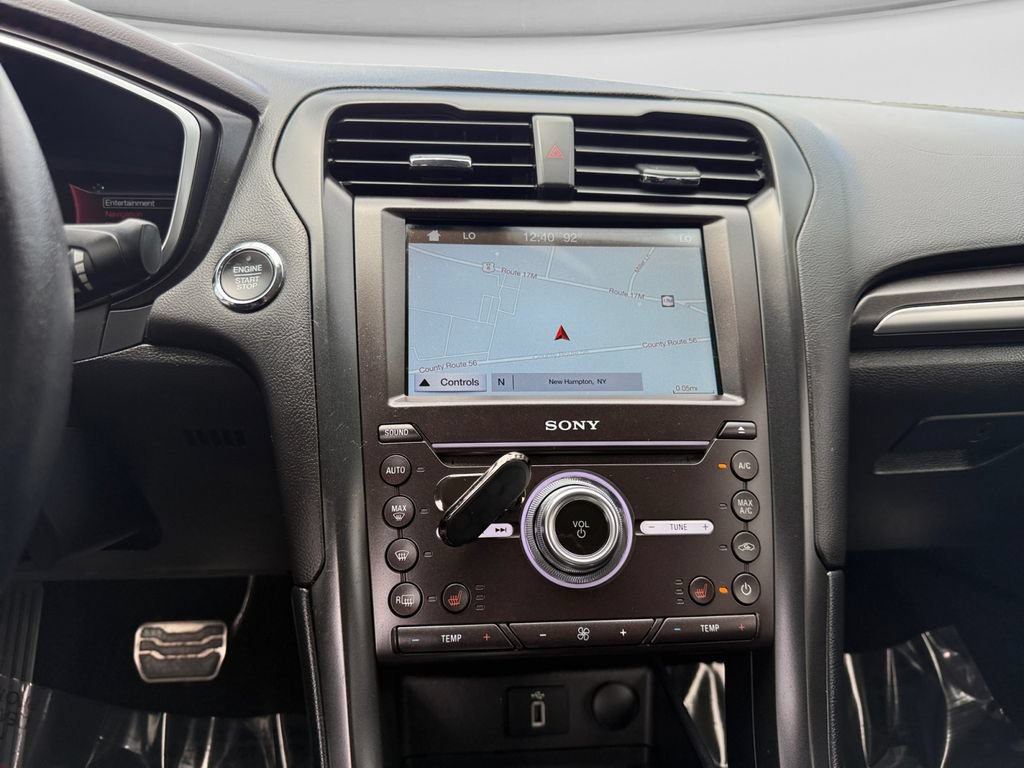 Used 2017 Ford Fusion Titanium FWD image 13