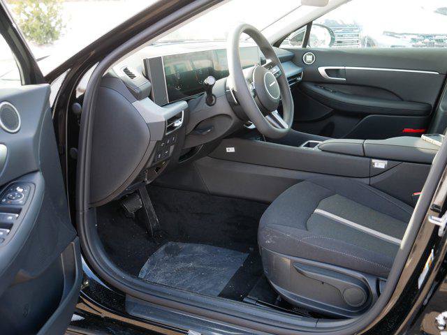 New 2026 Hyundai Sonata Blue FWD image 5
