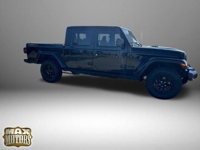 Used 2023 Jeep Gladiator Willys image 12