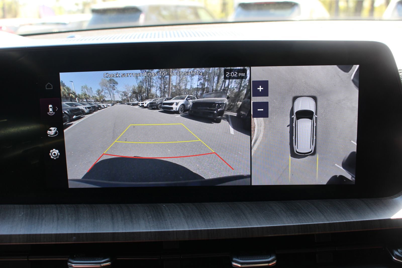 Certified 2024 Kia Telluride SX Prestige w/ Towing Package image 33