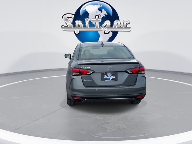 New 2025 Nissan Versa SR w/ Trunk Package FWD image 8