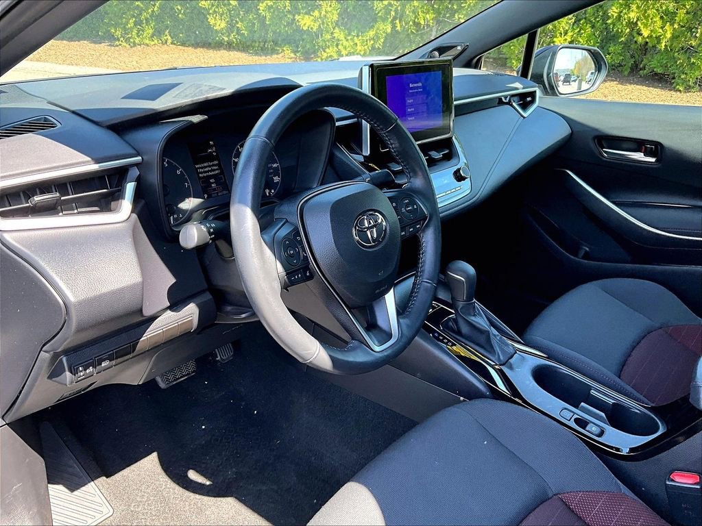 Used 2023 Toyota Corolla SE w/ SE Premium Package FWD image 8