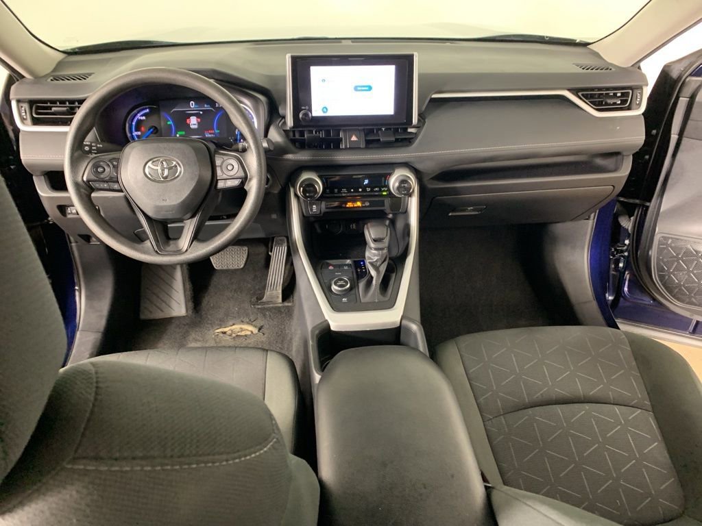 Used 2024 Toyota RAV4 XLE AWD/4WD image 34