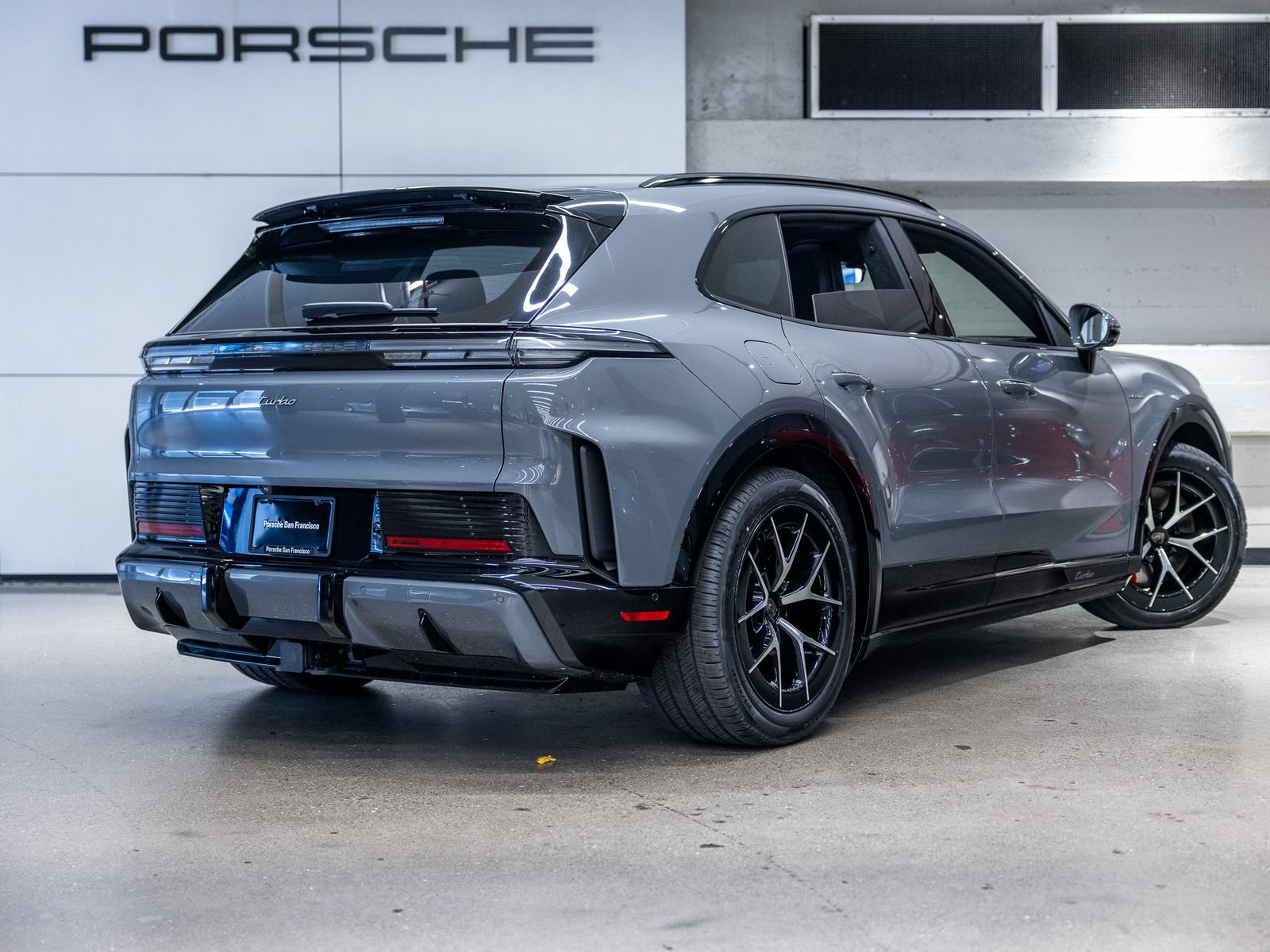 New 2026 Porsche Cayenne Turbo AWD/4WD image 8