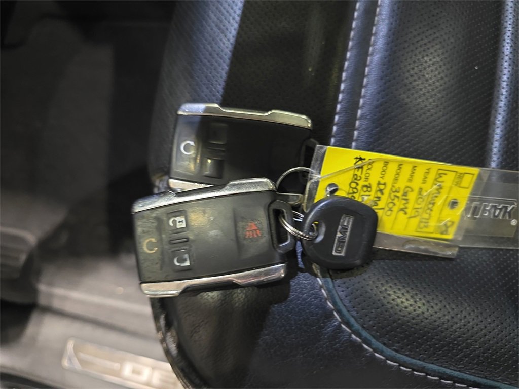 Used 2019 GMC Sierra 3500 Denali w/ Duramax Plus Package image 36