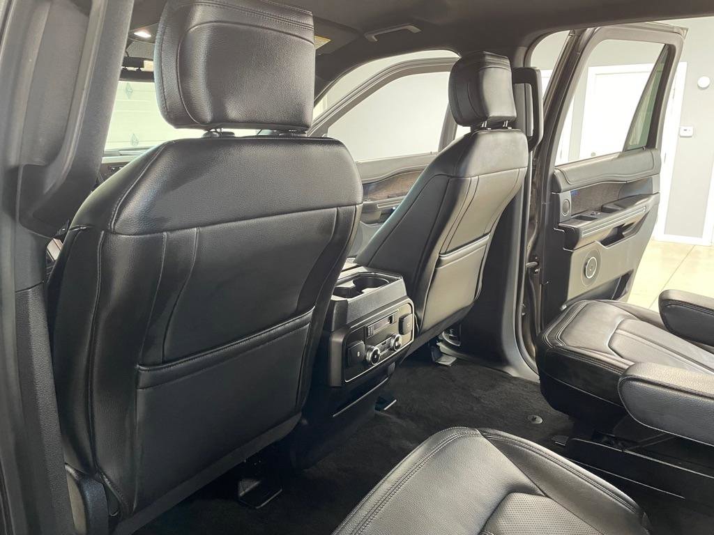 Used 2018 Ford Expedition Limited AWD/4WD image 14