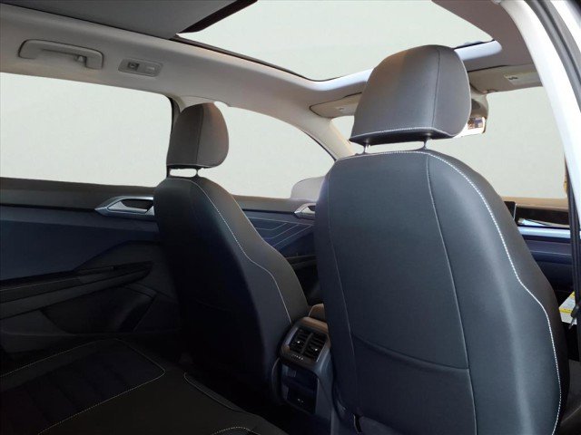 New 2025 Volkswagen Taos SEL image 6