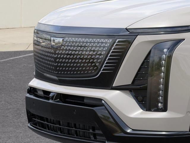 New 2027 Cadillac Vistiq Sport w/ LPO, Floor Liner Package AWD/4WD image 13