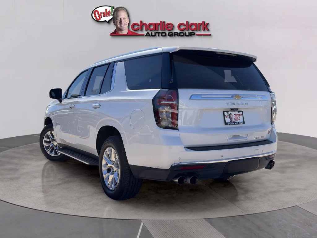 Used 2024 Chevrolet Tahoe Premier RWD image 2