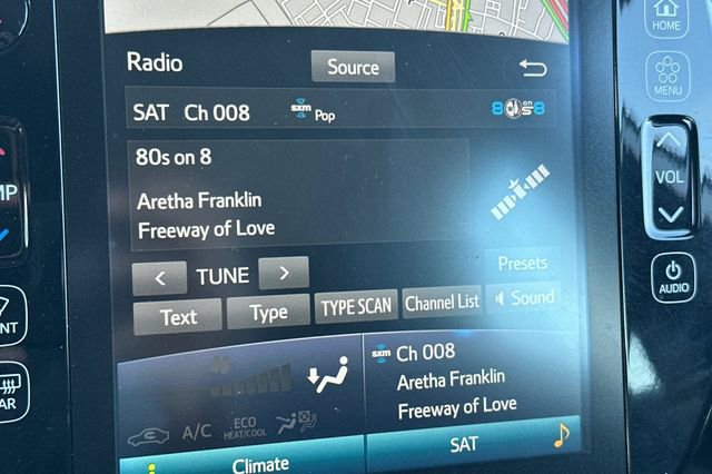 Certified 2022 Toyota Prius Prime XLE image 27