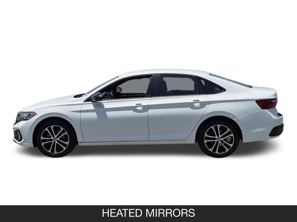 Used 2024 Volkswagen Jetta Sport FWD image 5