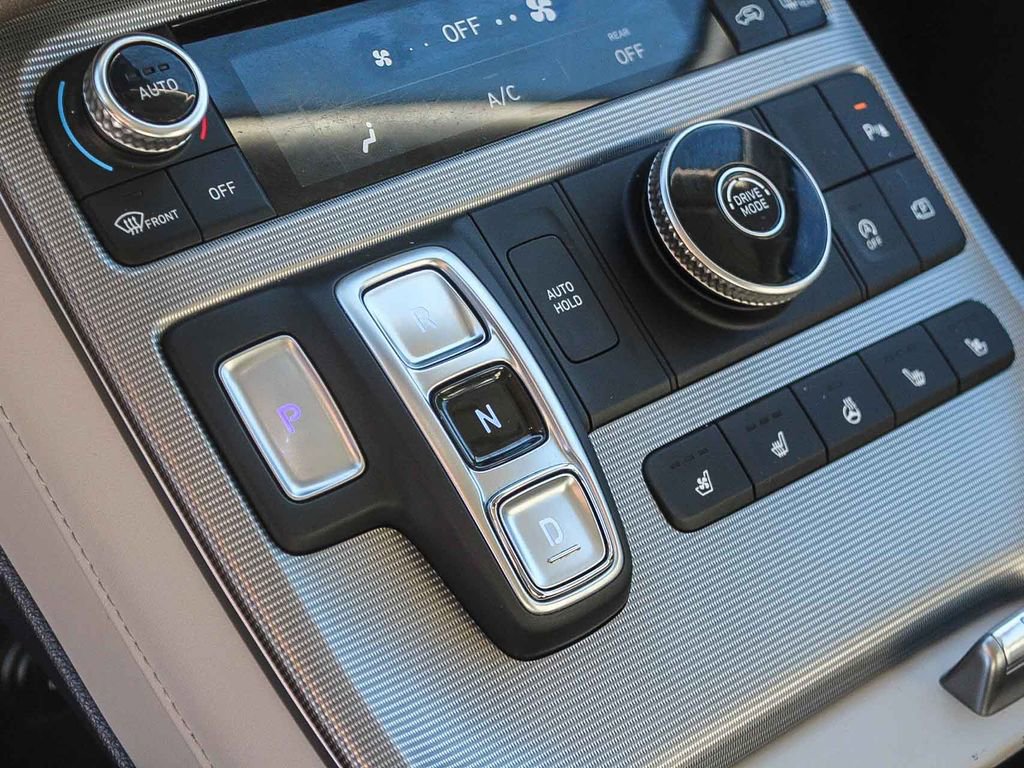 Used 2023 Hyundai Palisade Calligraphy image 20