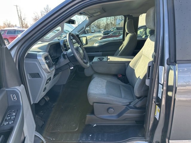 Used 2022 Ford F150 XLT w/ Trailer Tow Package image 11