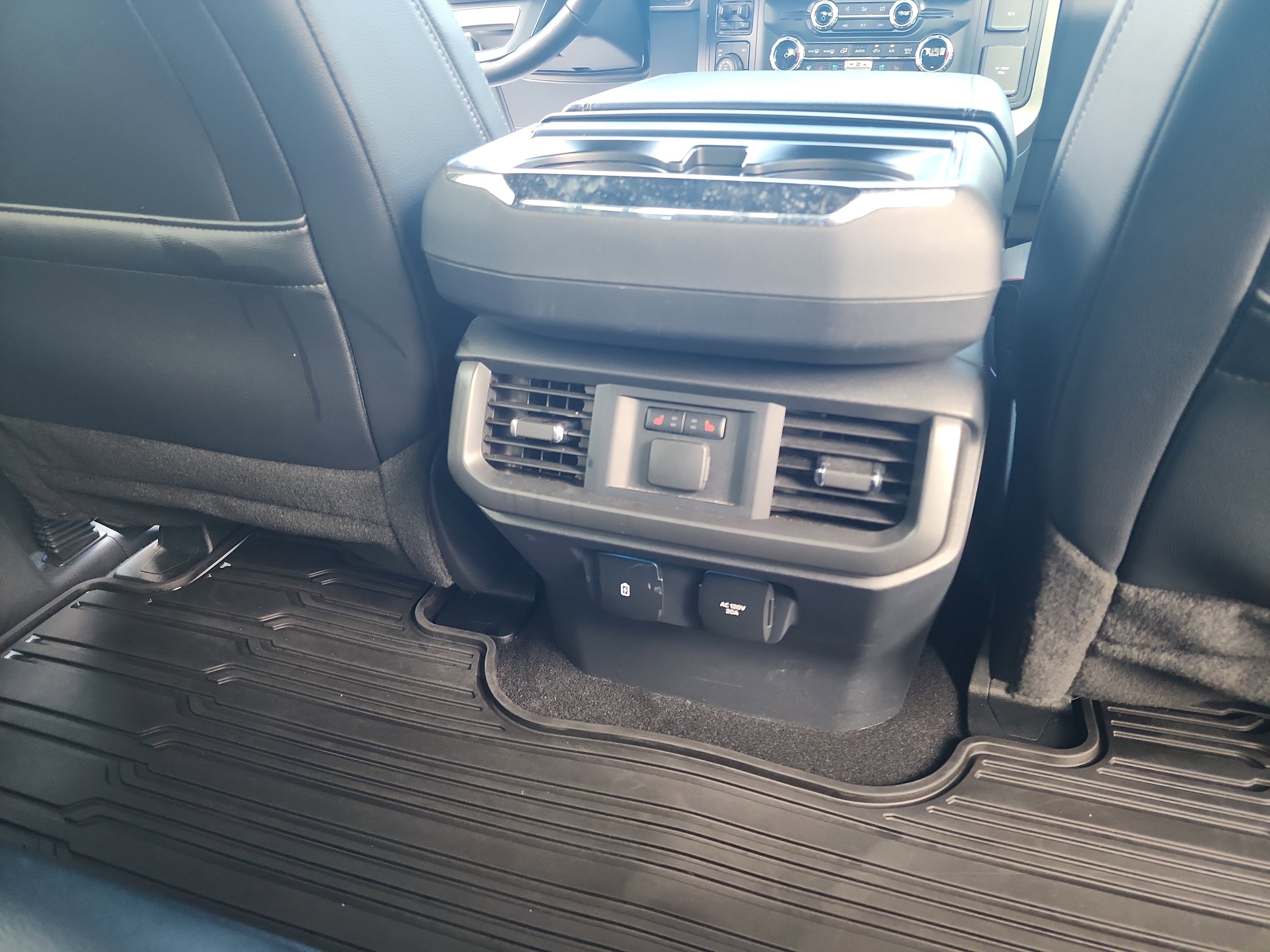 Certified 2024 Ford F150 Lariat w/ Equipment Group 502A High image 22