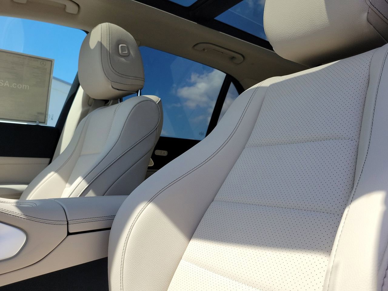 New 2026 Mercedes-Benz GLE 450 4MATIC image 23