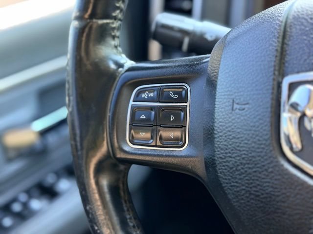 Used 2015 RAM 1500 Classic SLT w/ SLT Plus D←cor Group AWD/4WD image 7