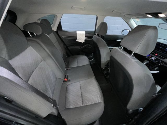 Used 2024 Kia Seltos LX AWD/4WD image 12