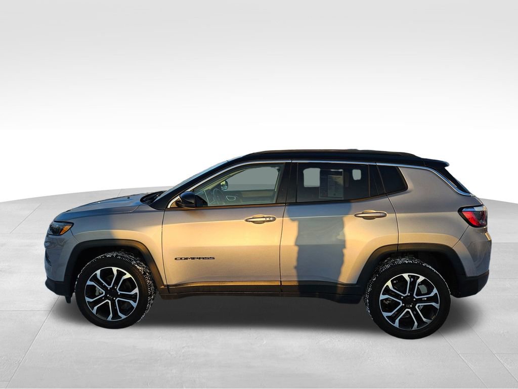 Used 2022 Jeep Compass Limited image 10
