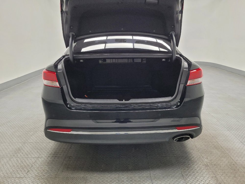 Used 2018 Kia Optima LX w/ 17" Alloy Wheels Package image 29