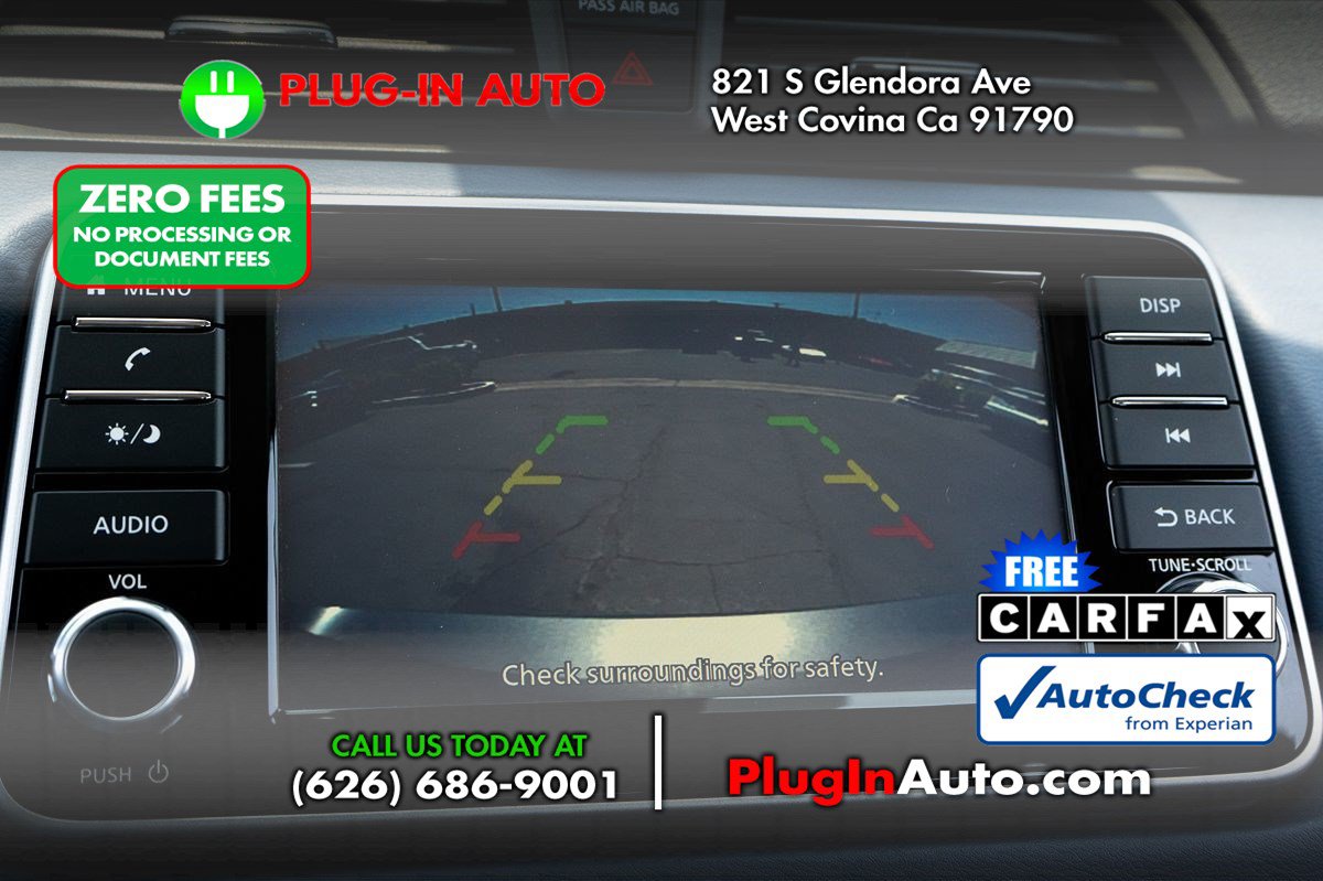 Used 2024 Nissan Versa SV w/ Trunk Package FWD image 24