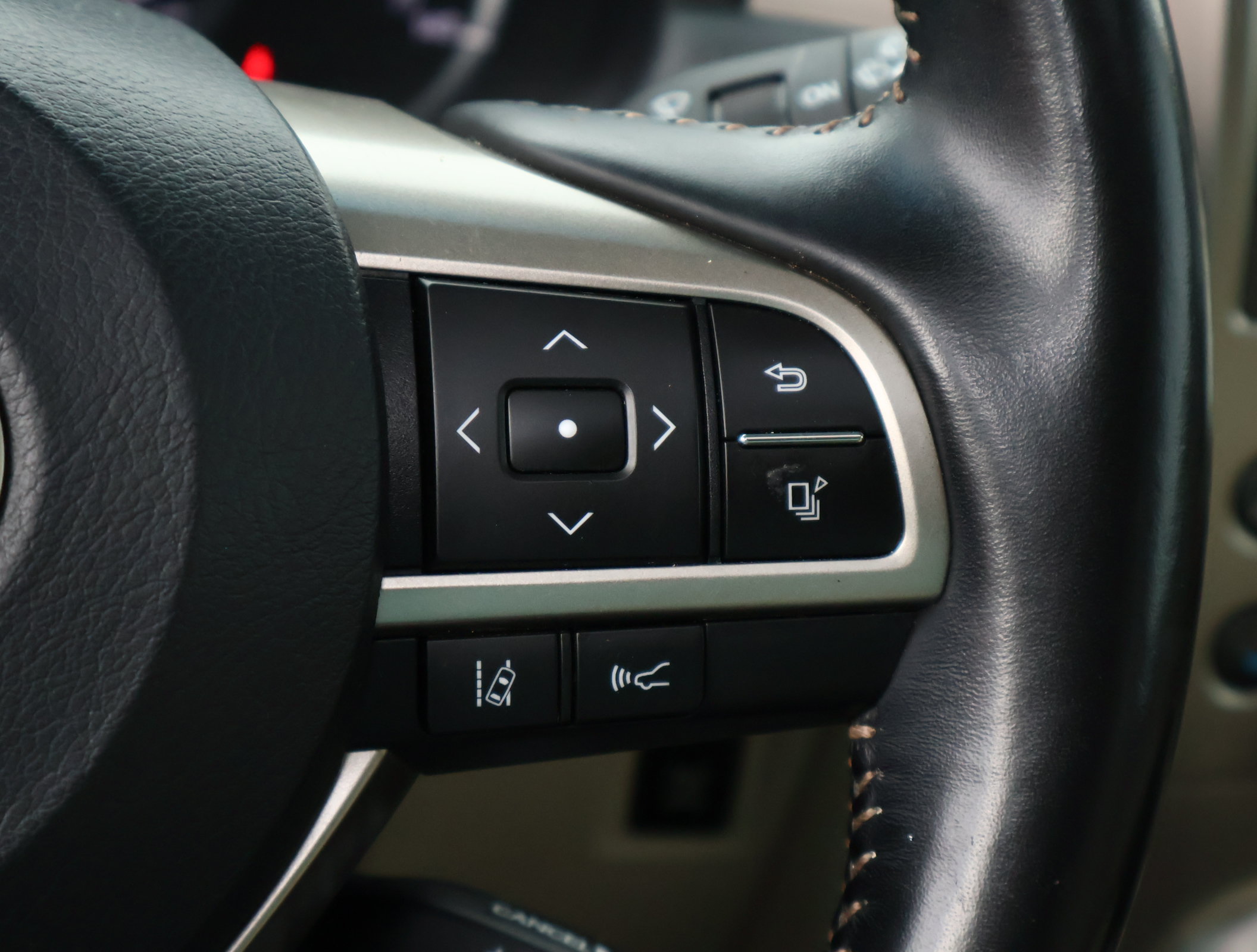Used 2021 Lexus GX 460 Luxury w/ Off Road Package AWD/4WD image 16