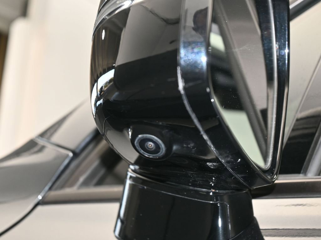 Used 2023 Kia Sorento SX AWD/4WD image 42