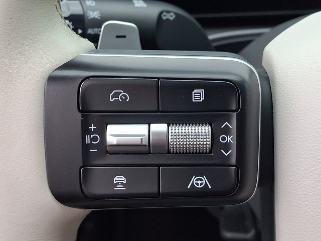 Used 2025 Hyundai Santa Fe SE AWD/4WD image 21