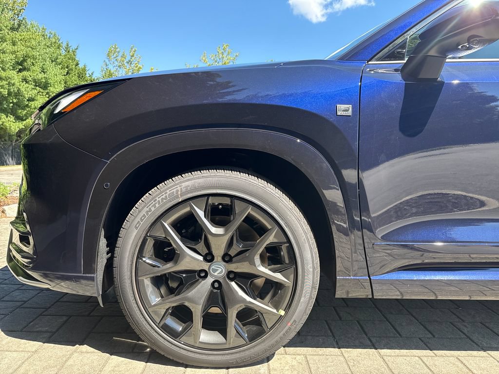 New 2026 Lexus TX 500h AWD w/ Technology Package image 12