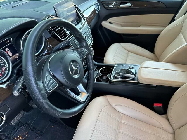 Used 2018 Mercedes-Benz GLS 450 4MATIC image 10