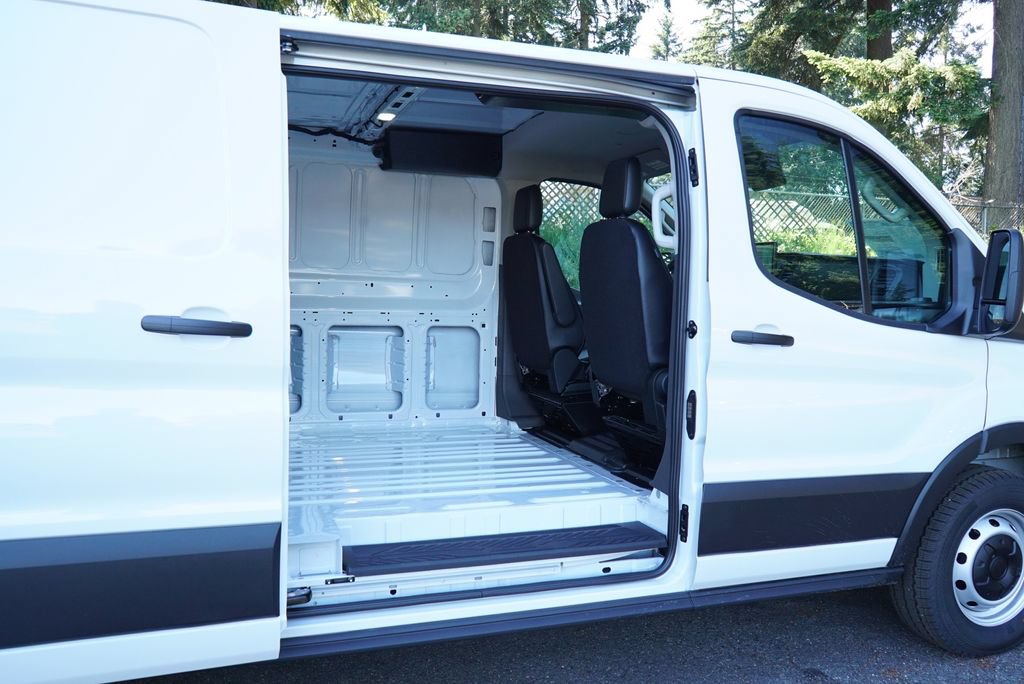 New 2026 Ford Transit 150 Low Roof RWD image 16
