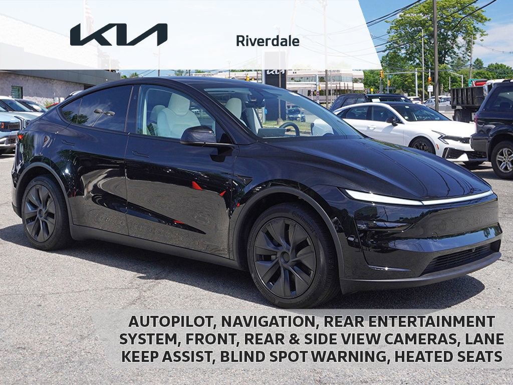 Used 2026 Tesla Model Y Long Range AWD/4WD image 1