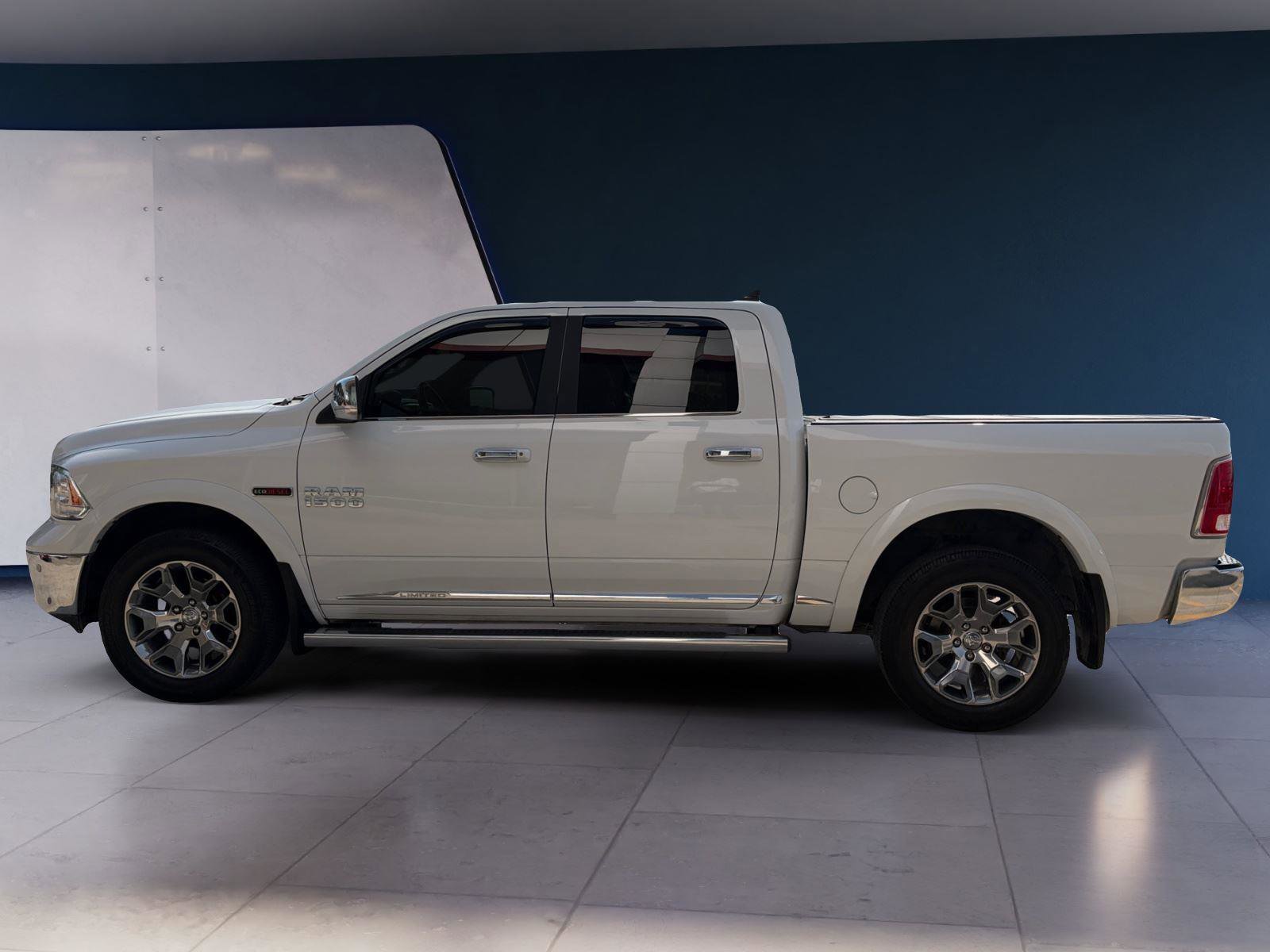 Used 2017 RAM 1500 Limited AWD/4WD image 2
