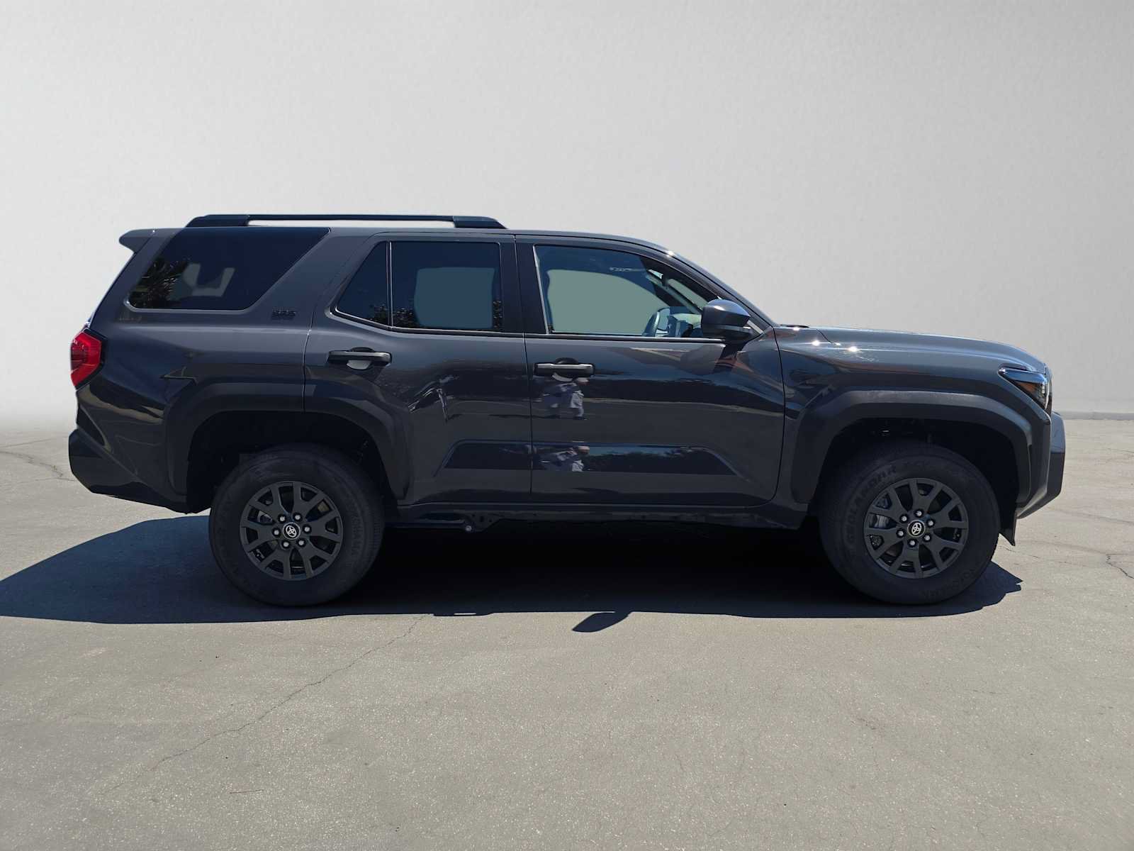 Used 2026 Toyota 4Runner SR5 AWD/4WD image 2