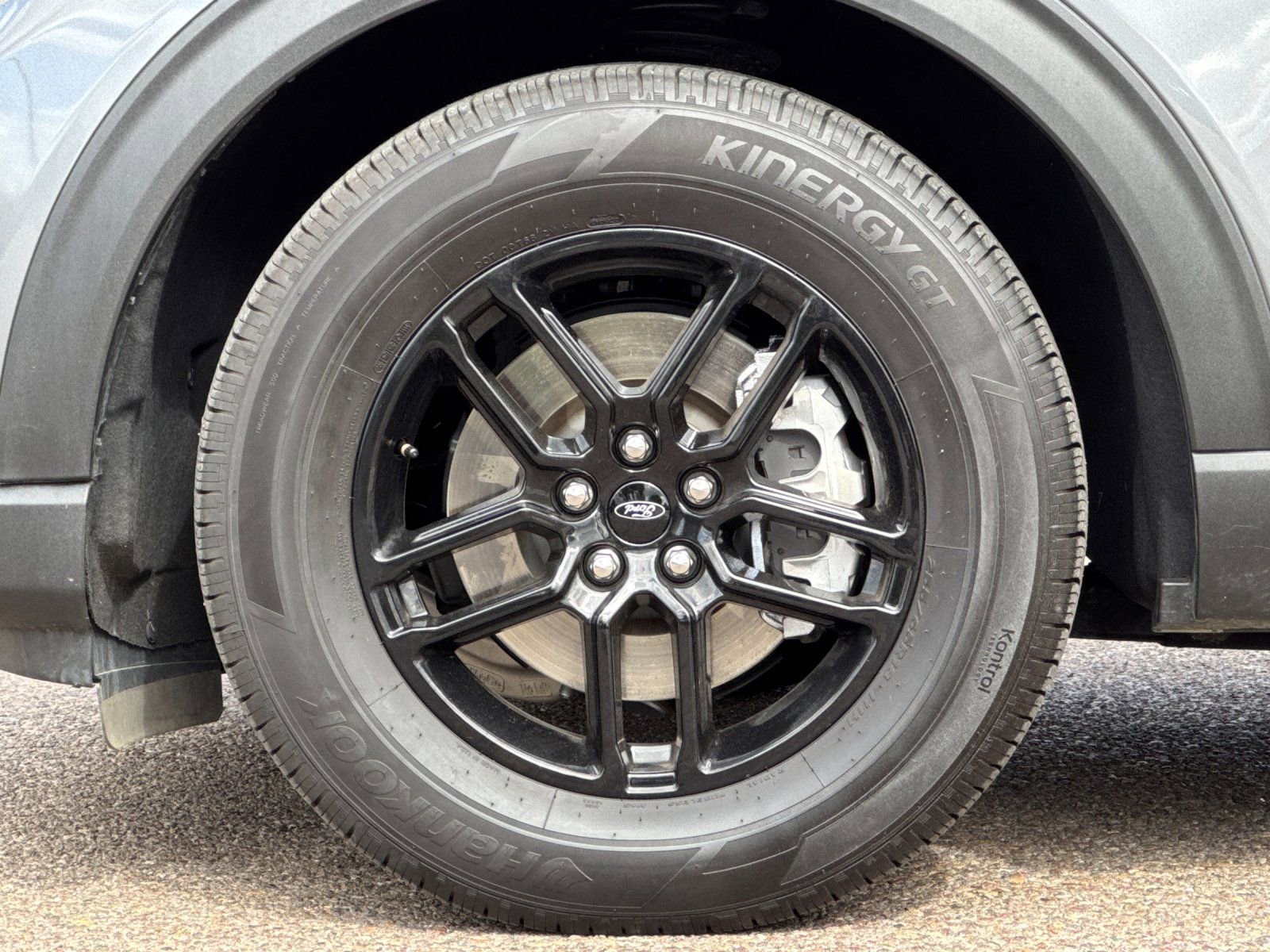 Used 2025 Ford Explorer Active w/ Active Comfort Package image 34